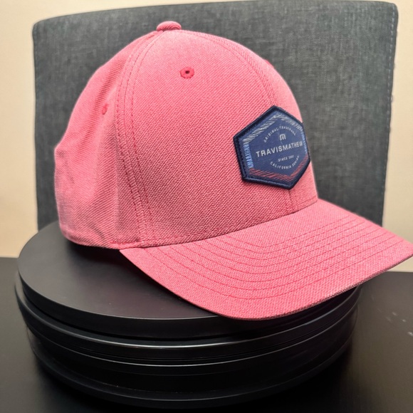 NWT Travis Mathew Fitted Cap L/XL - Picture 8 of 12